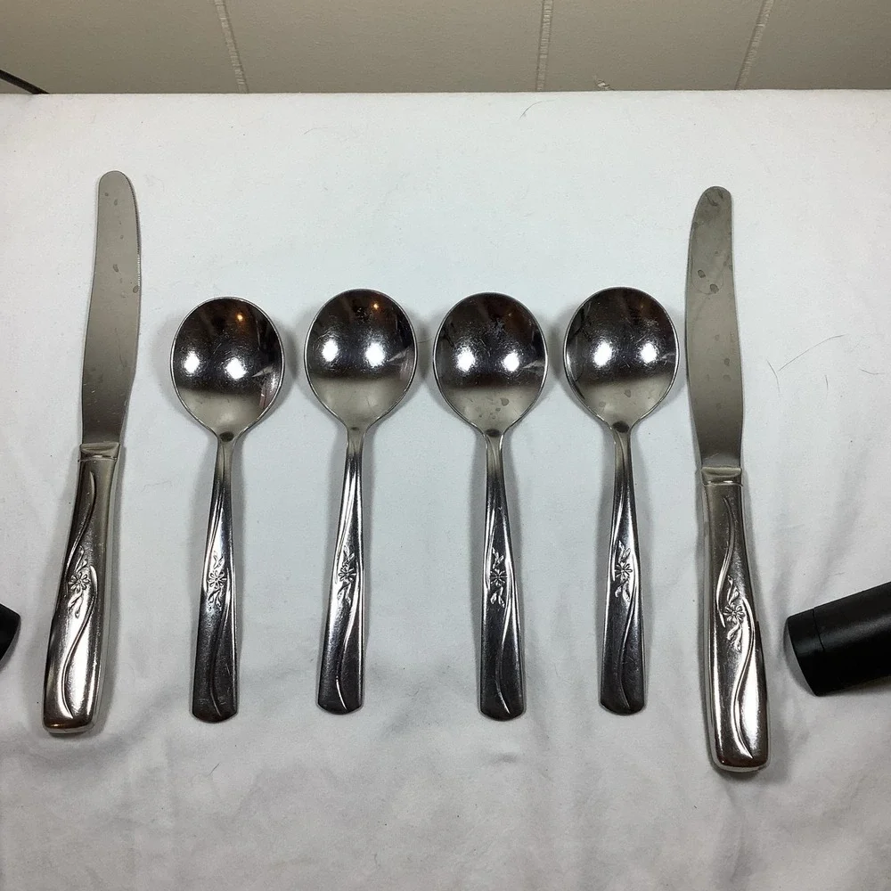 Oneida Chateau 2 Dinner‎ Knives 4 Oval Soup Spoons Stainless Flatware Set